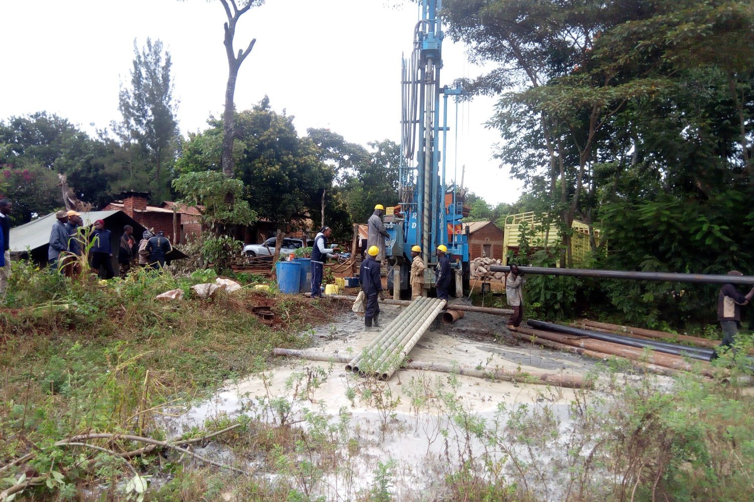 37229114_571554559906044_7980329628612952064_n